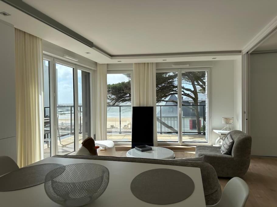 Vue Avec Piscine Et Parking Apartment Pornichet