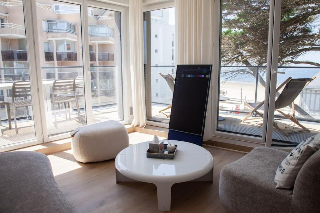 Vue Avec Piscine Et Parking Apartment Pornichet