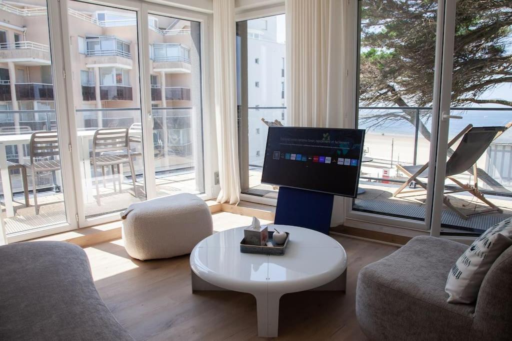 Vue Avec Piscine Et Parking Apartment *